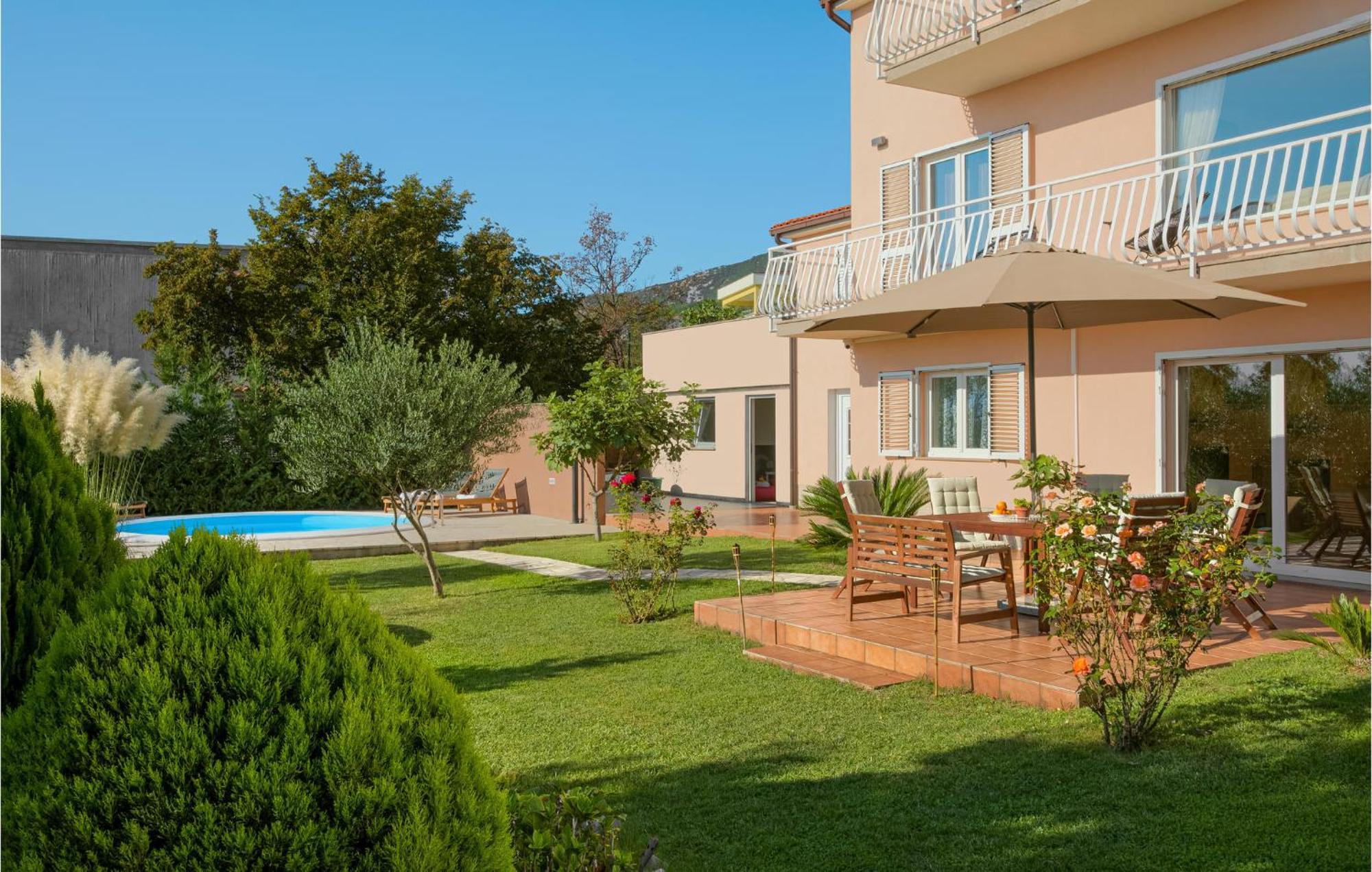 Nice Home In Jadranovo With Outdoor Swimming Pool Exterior foto